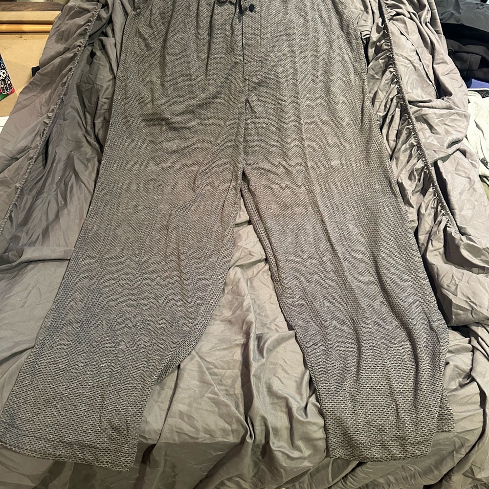 Fruit of the Loom Men's Black and Gray Joggers